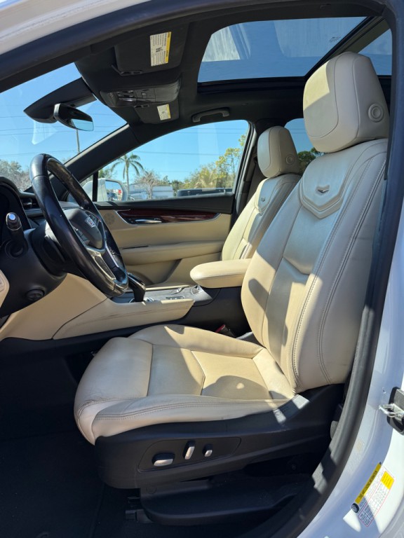 2019 Cadillac XT5 Image 10