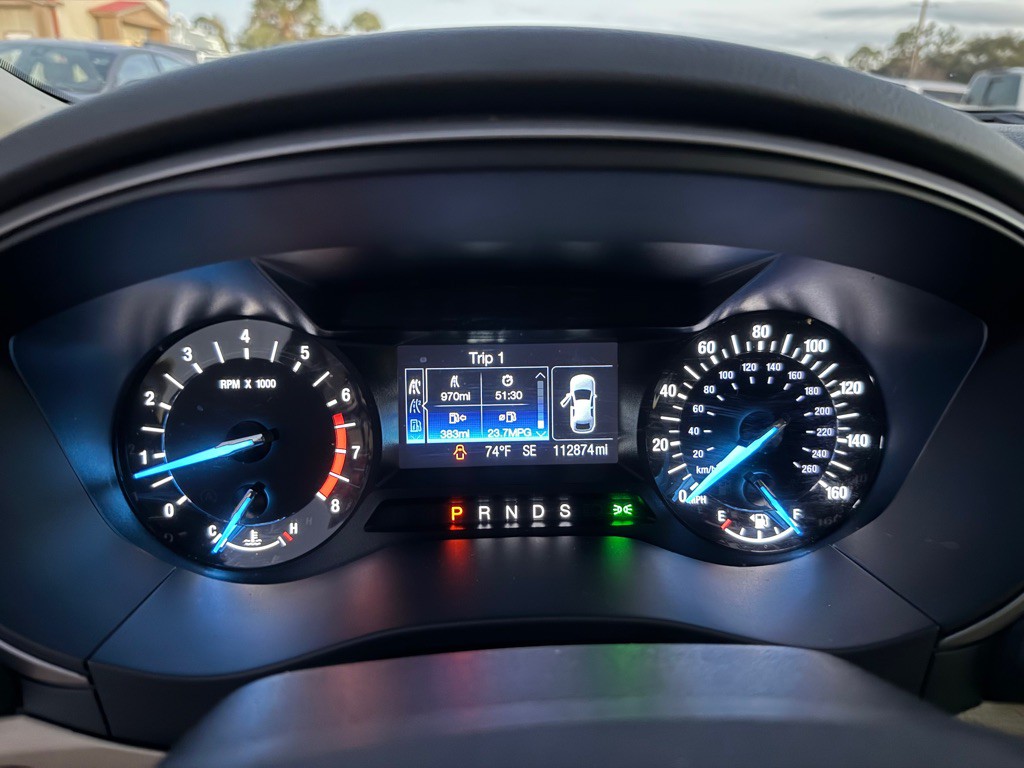 2016 Ford Fusion Image 16