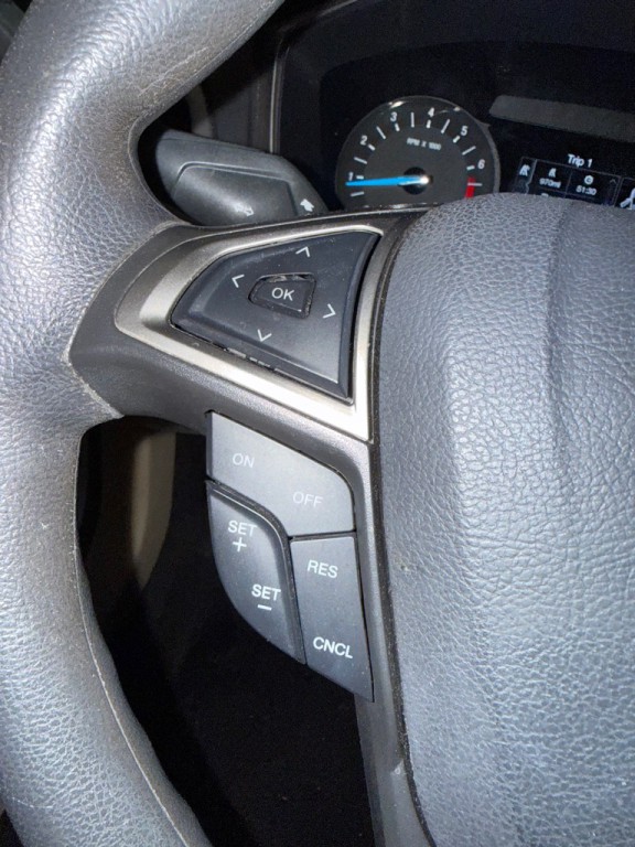 2016 Ford Fusion Image 18