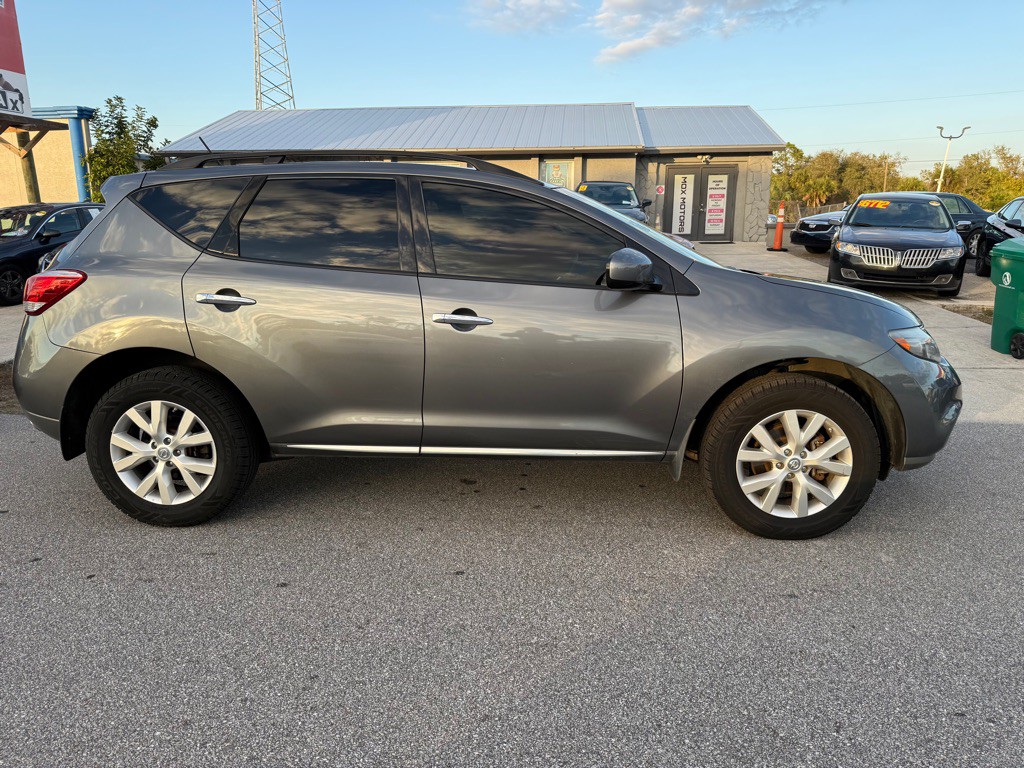 2014 Nissan Murano Image 2