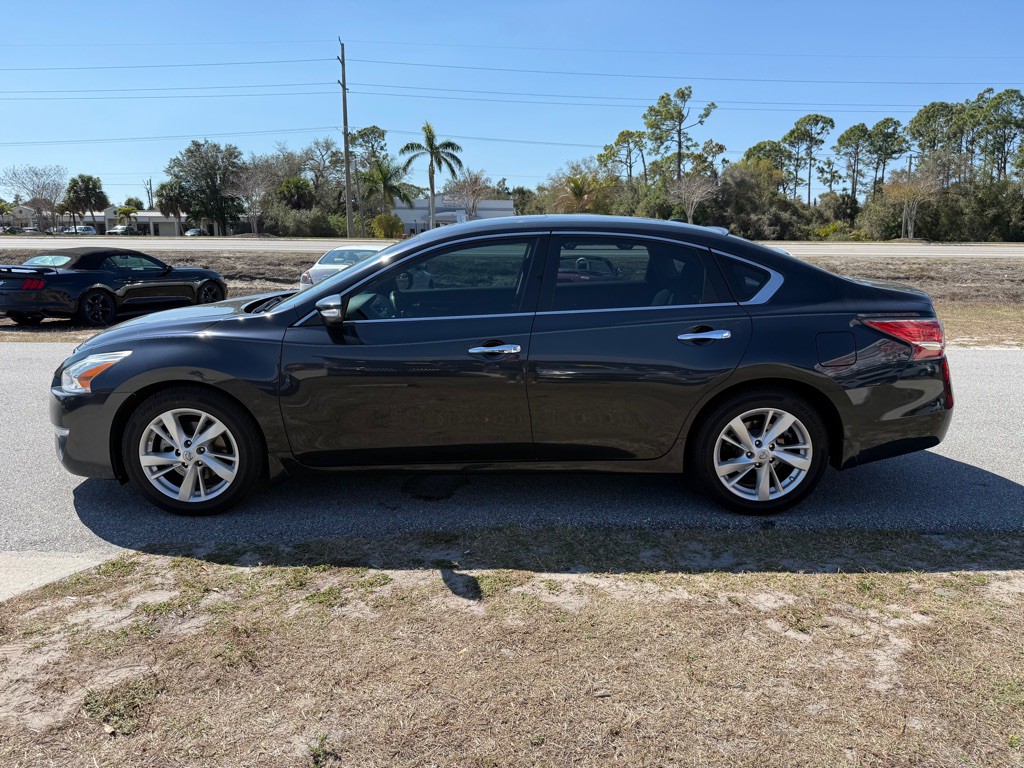 2015 Nissan Altima Image 6