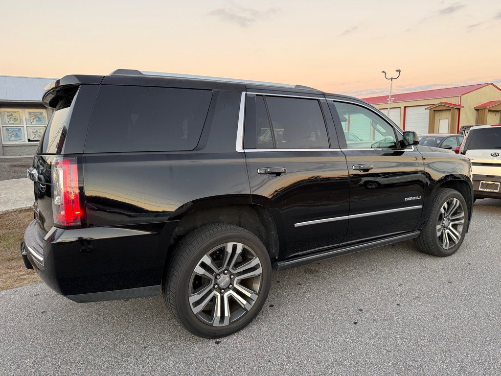 2018 GMC Yukon Image 3