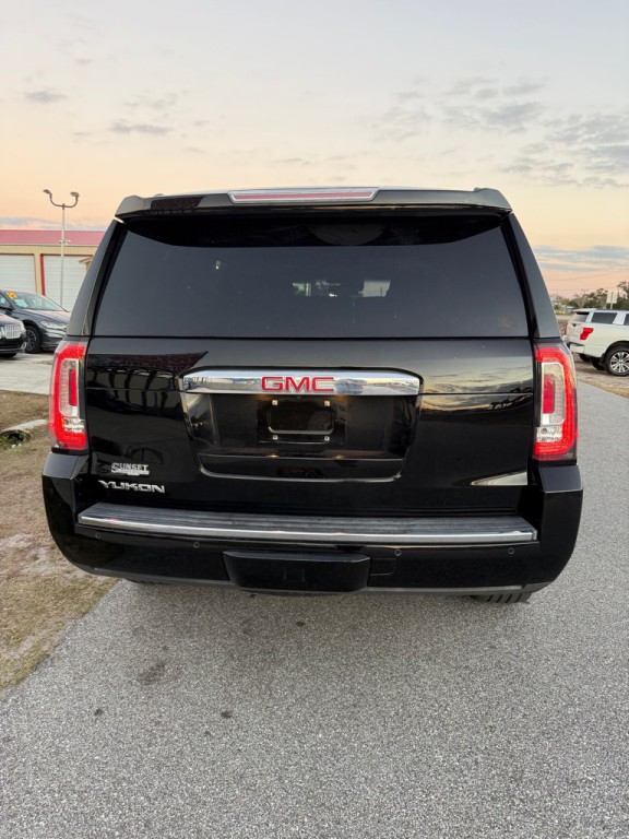 2018 GMC Yukon Image 4