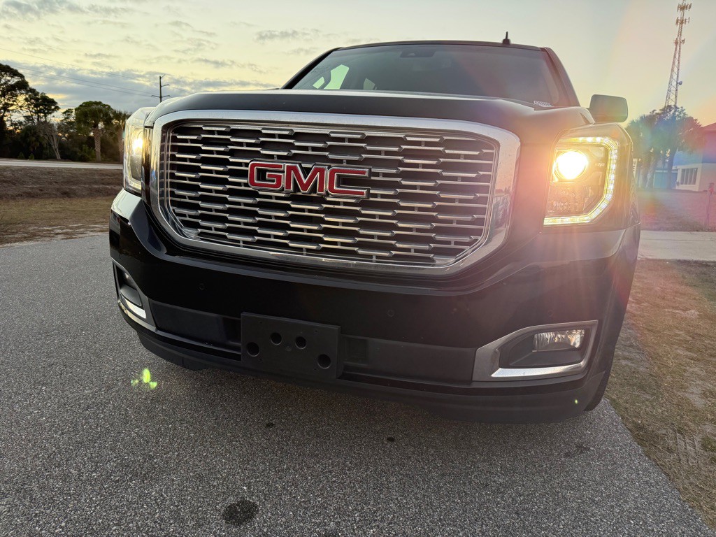 2018 GMC Yukon Image 8