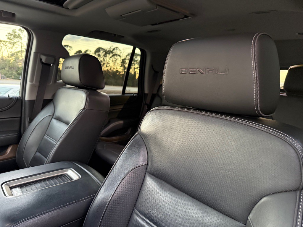 2018 GMC Yukon Image 10