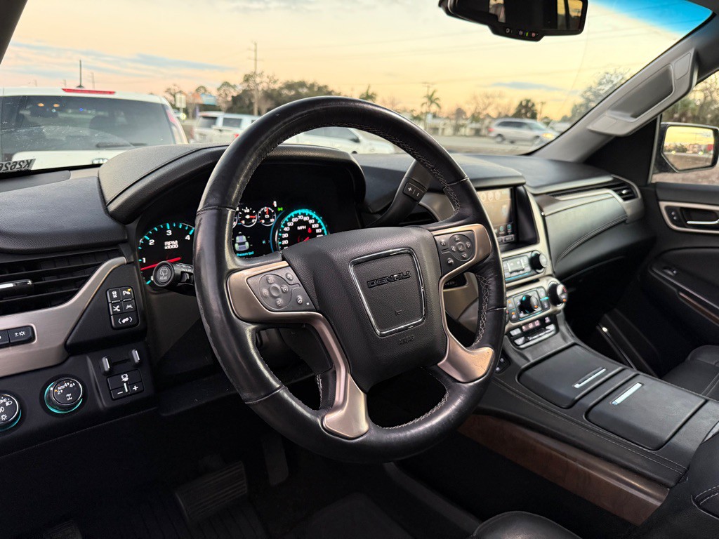 2018 GMC Yukon Image 12