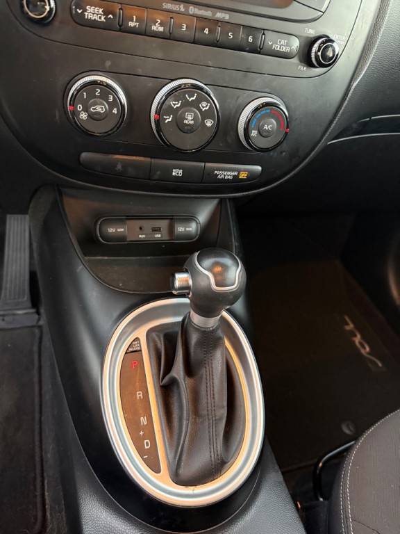 2015 Kia Soul Image 13