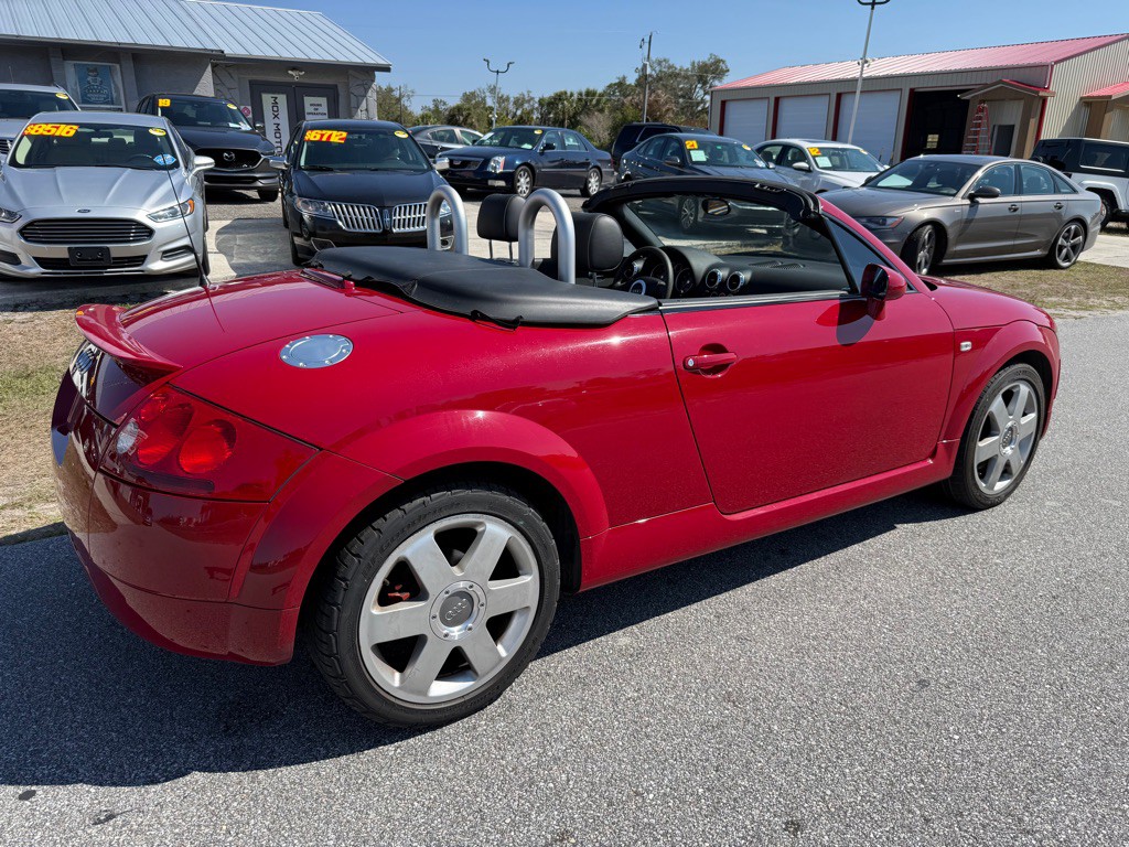 2002 Audi TT Image 3