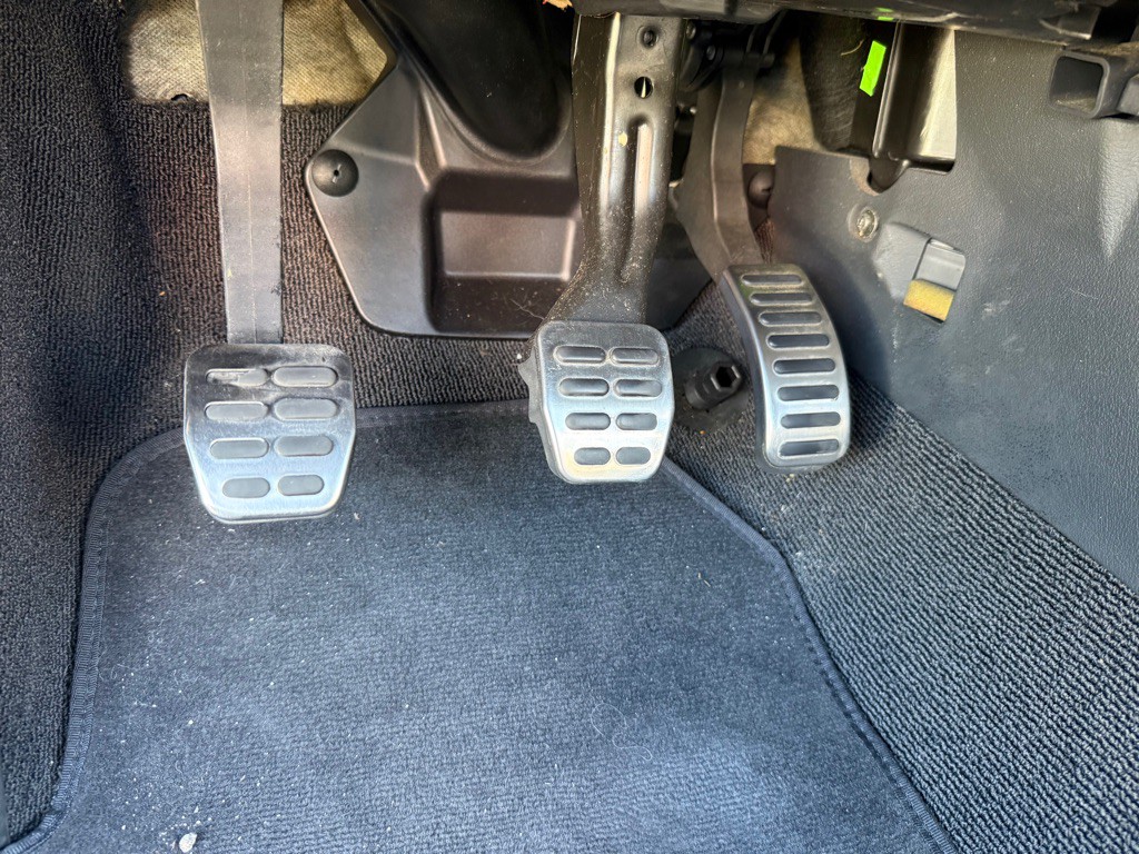 2002 Audi TT Image 13