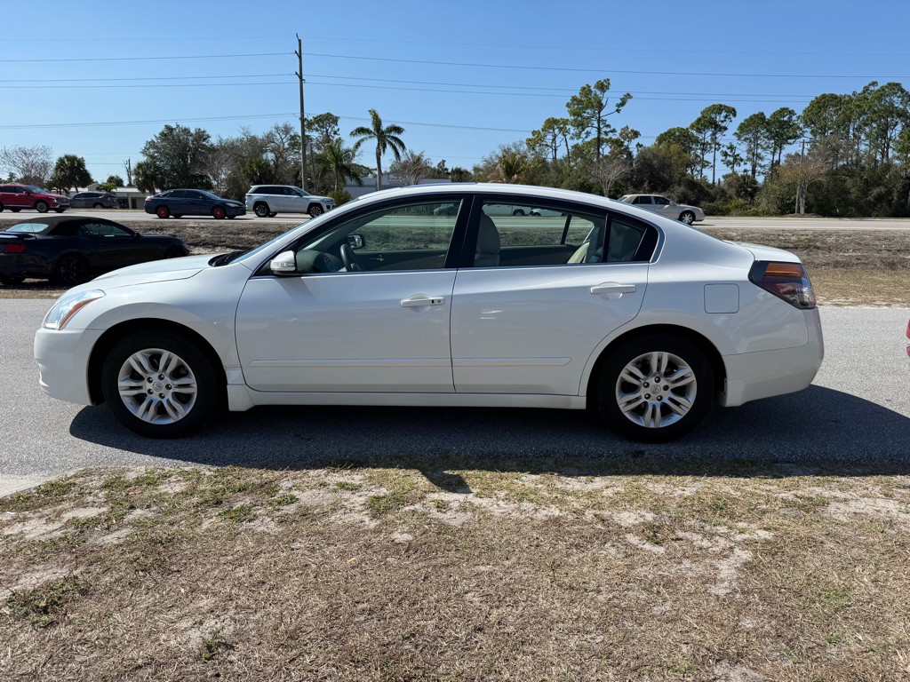 2012 Nissan Altima Image 6