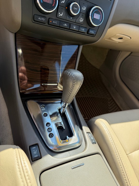 2012 Nissan Altima Image 19
