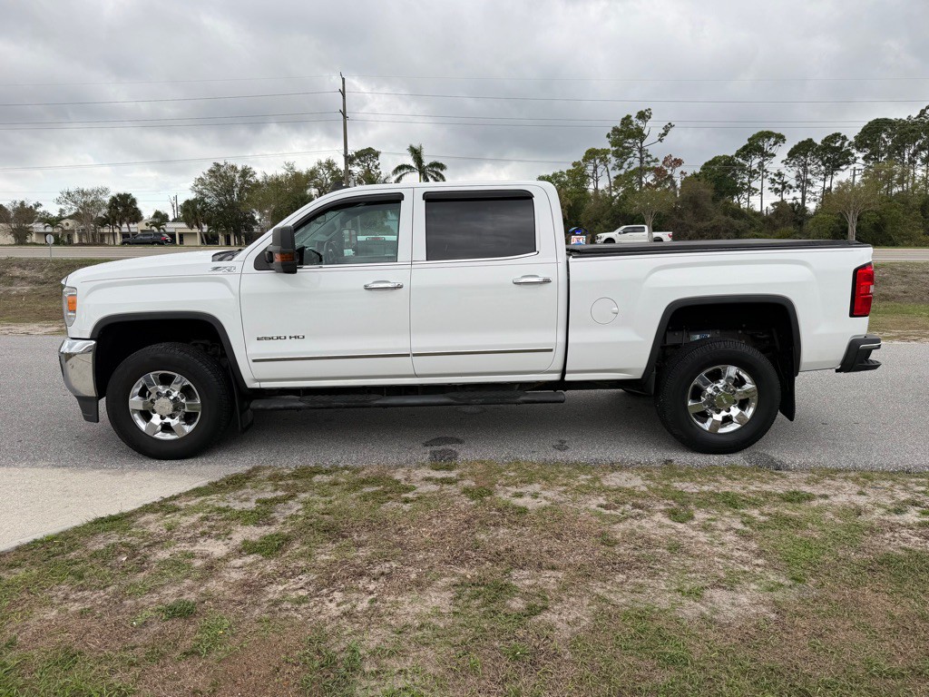 2015 GMC Sierra Image 5