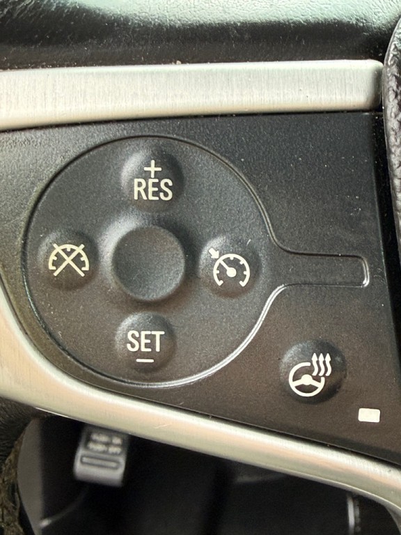 2015 GMC Sierra Image 14