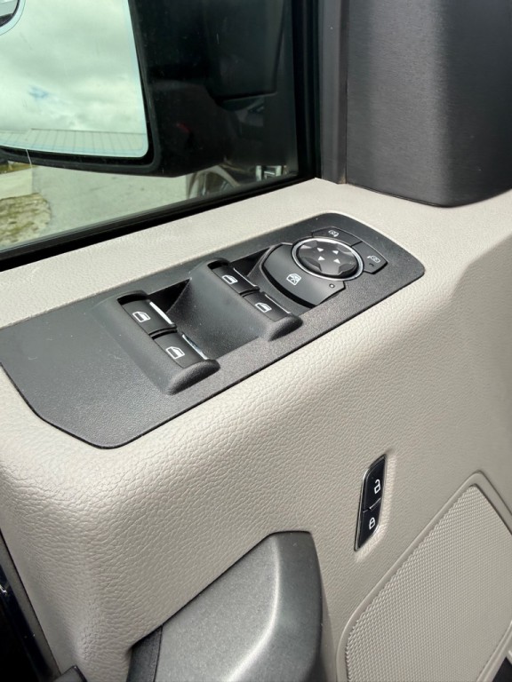 2017 Ford F-150 Image 10