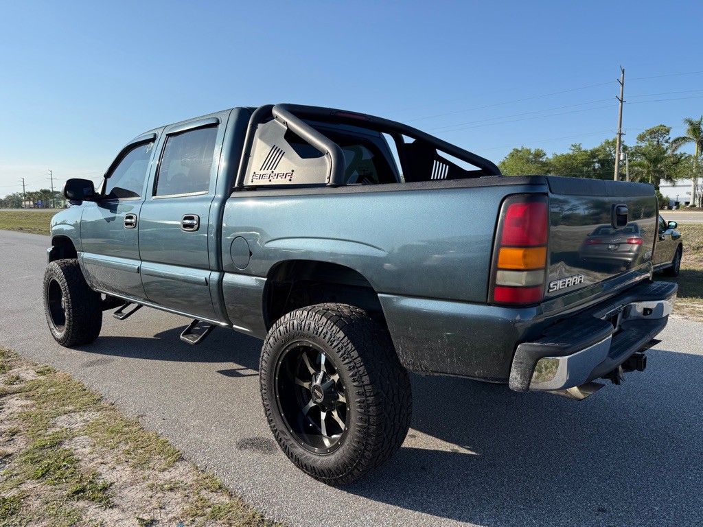 2007 GMC Sierra Image 6