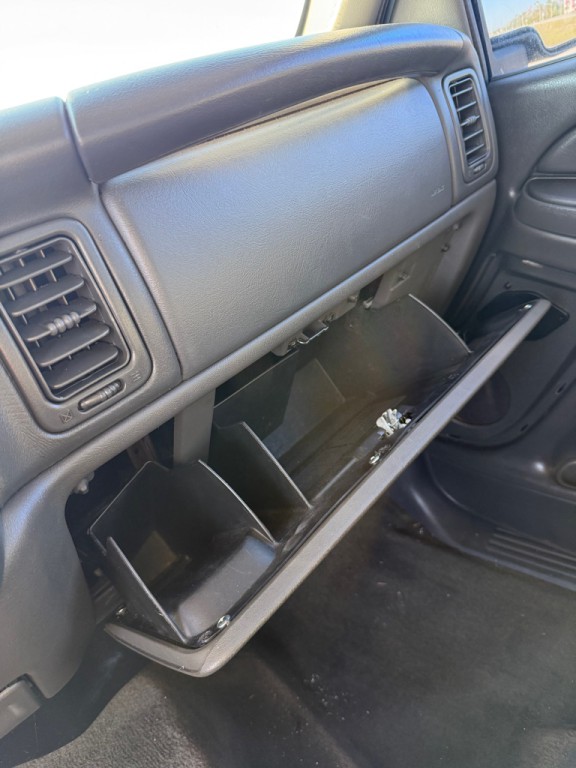 2007 GMC Sierra Image 14