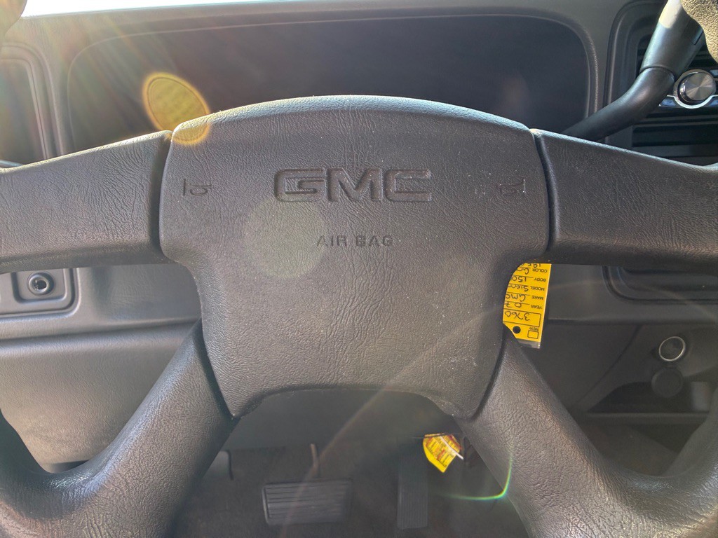 2007 GMC Sierra Image 16