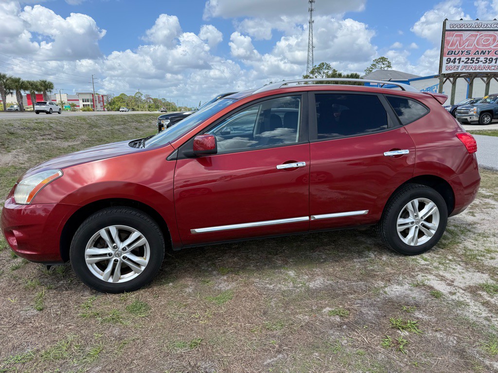 2013 Nissan Rogue Image 2