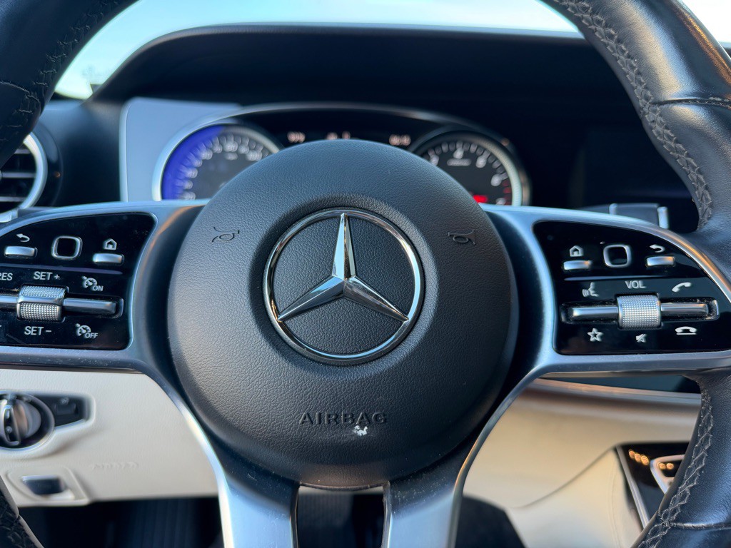 2019 Mercedes-Benz E-Class Image 19