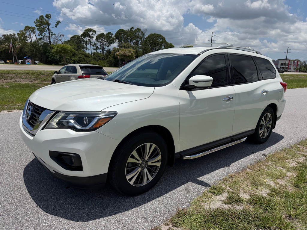 2018 Nissan Pathfinder Image 7