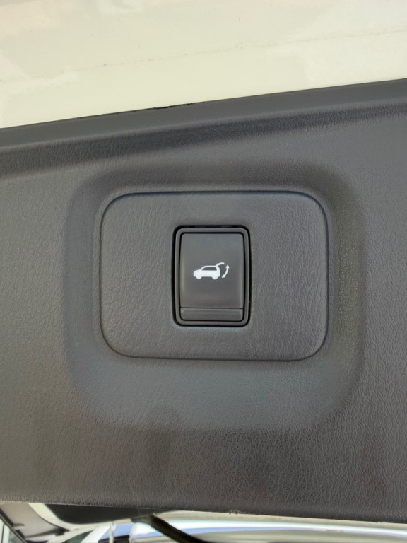 2018 Nissan Pathfinder Image 17