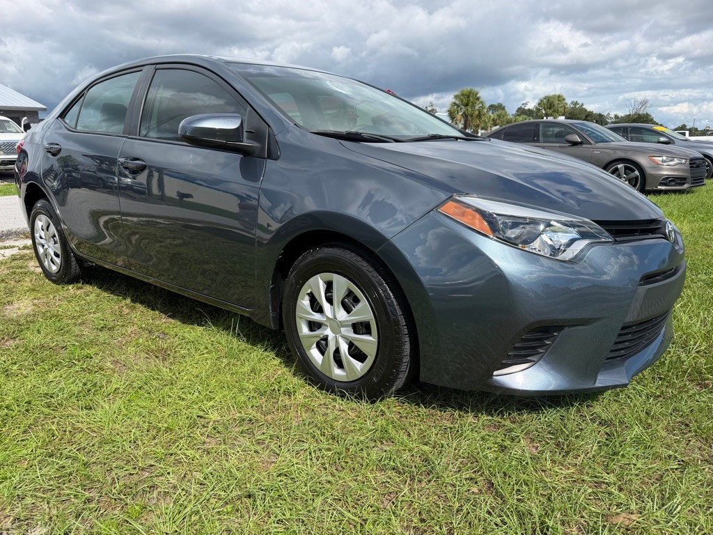 2015 Toyota Corolla Image 3