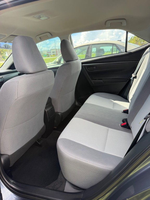 2015 Toyota Corolla Image 10
