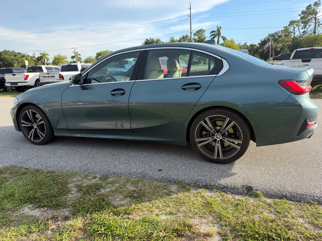 2021 BMW 3 Series Image 3