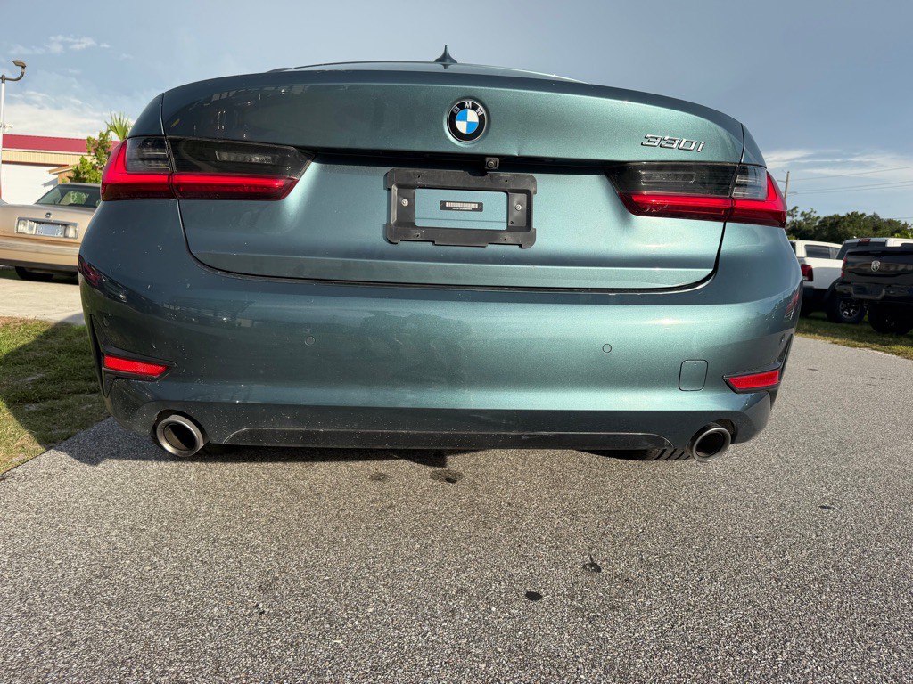 2021 BMW 3 Series Image 9