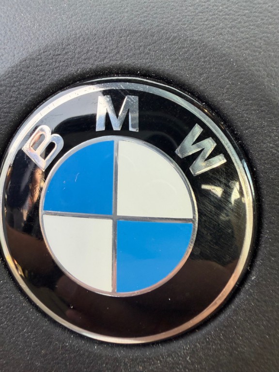2021 BMW 3 Series Image 21