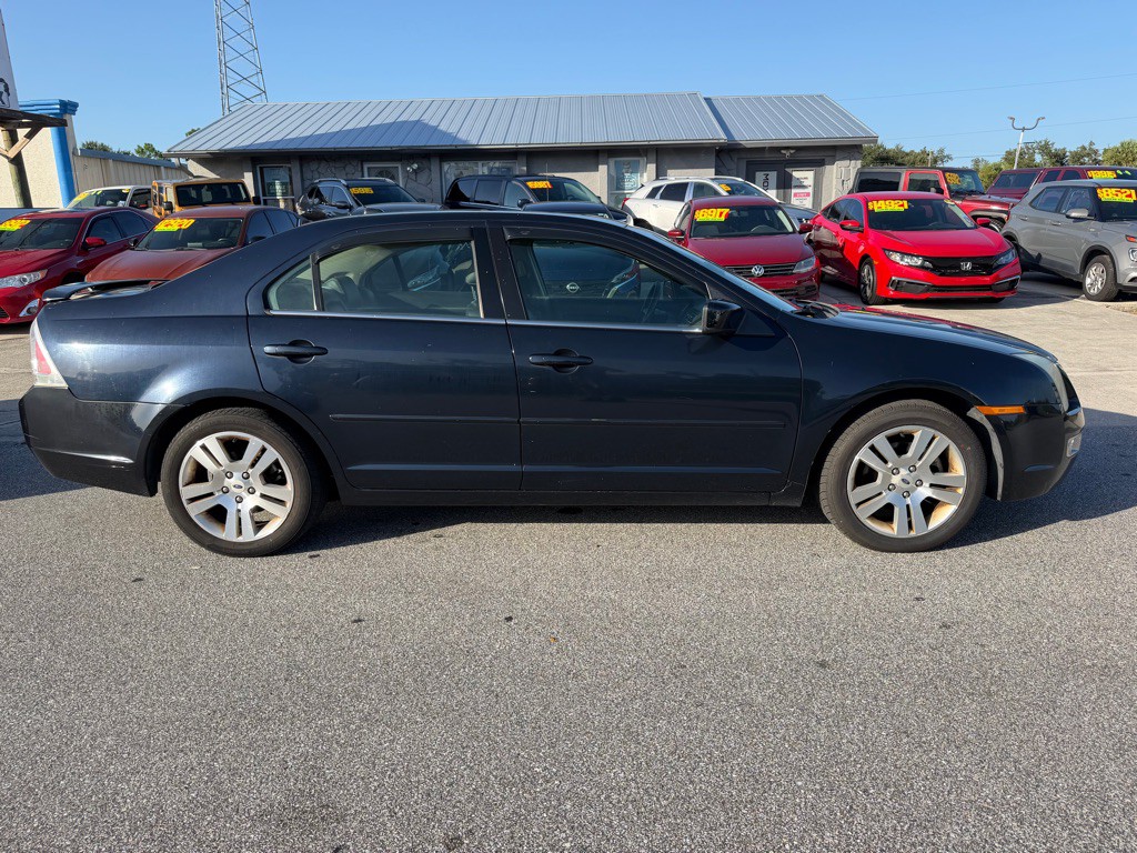 2009 Ford Fusion Image 2