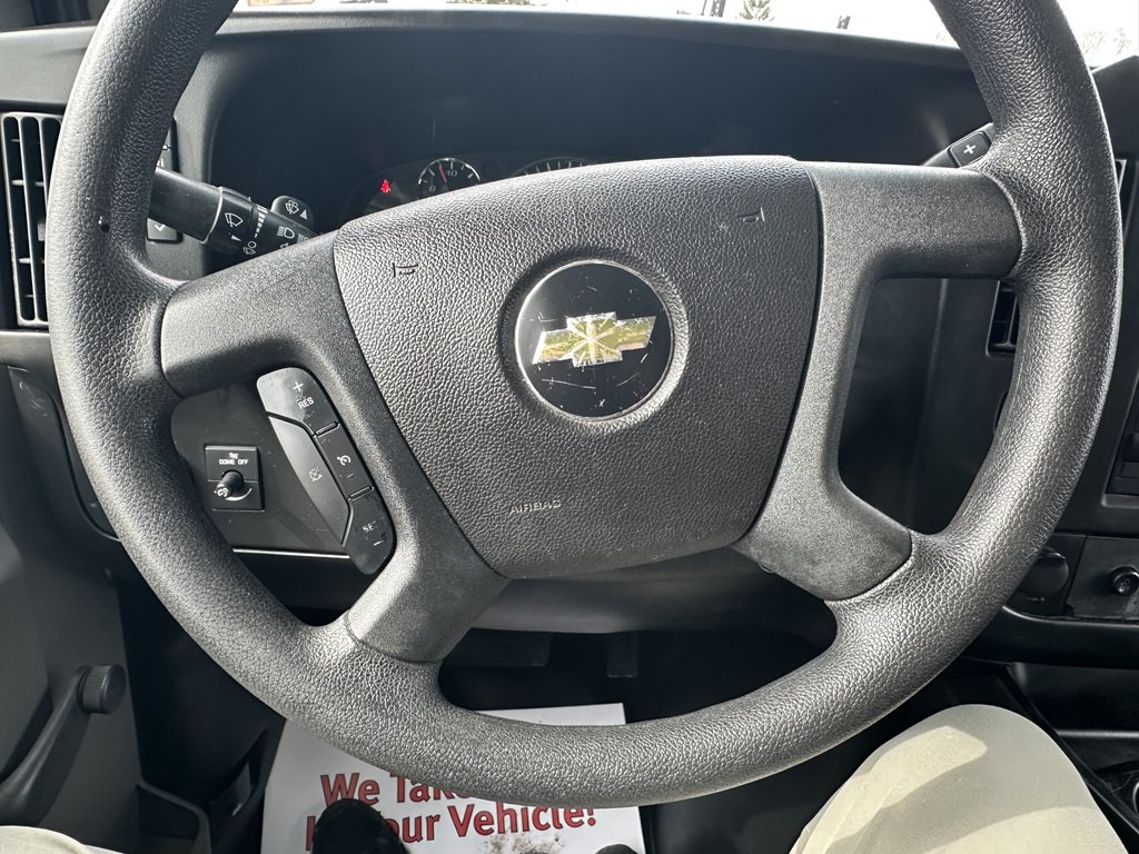 2018 Chevrolet Express Image 14
