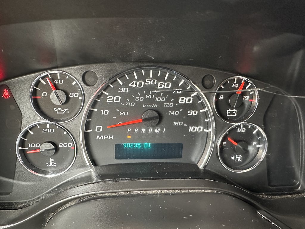 2018 Chevrolet Express Image 15