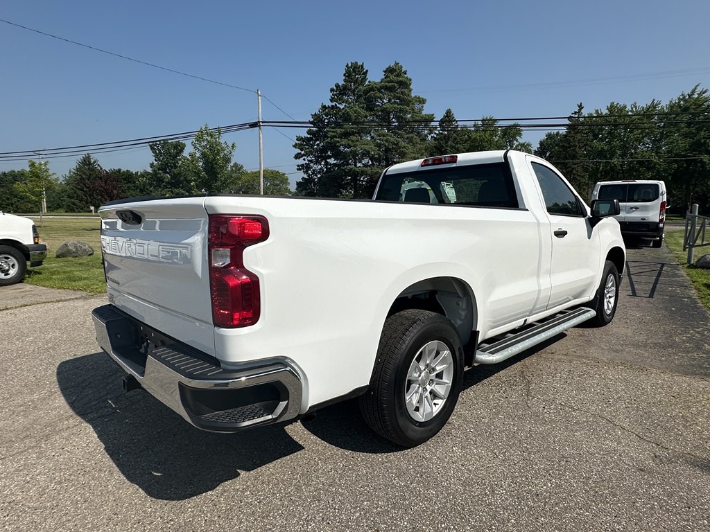 2024 Chevrolet Silverado 1500 Image 17
