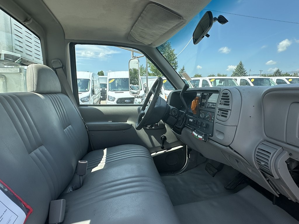 2001 GMC Sierra Image 20