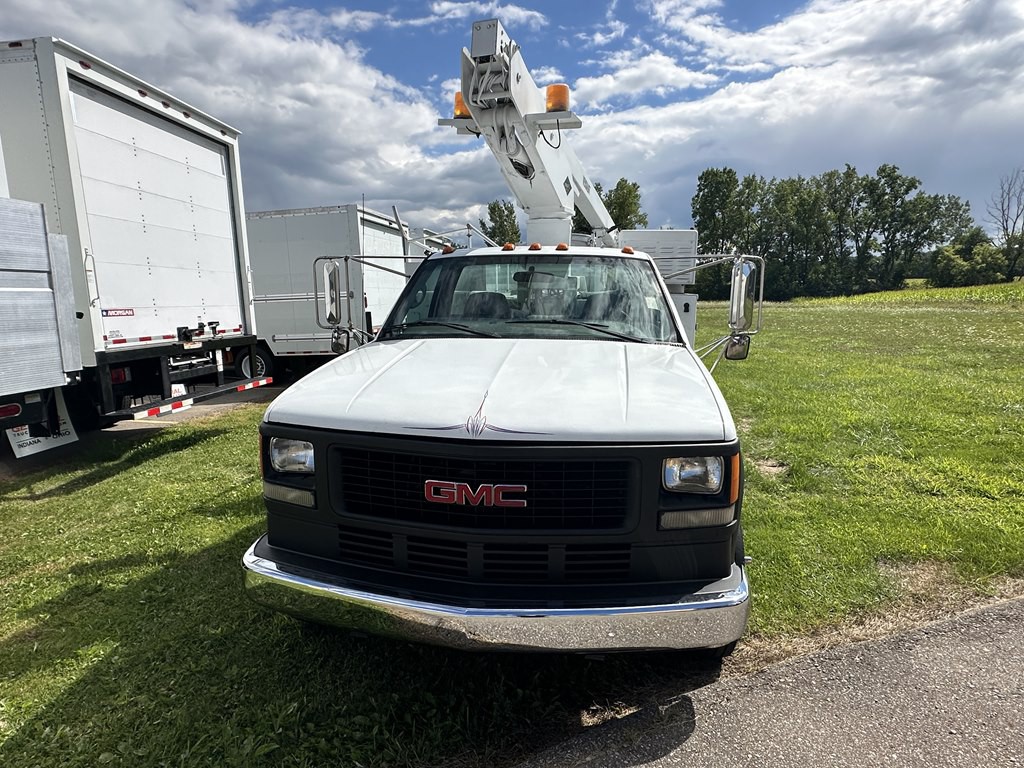 2001 GMC Sierra Image 25