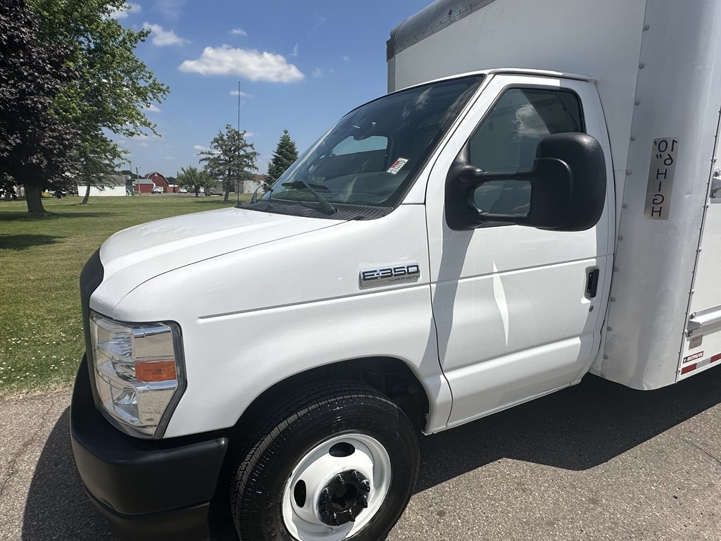 2021 Ford Econoline Image 5