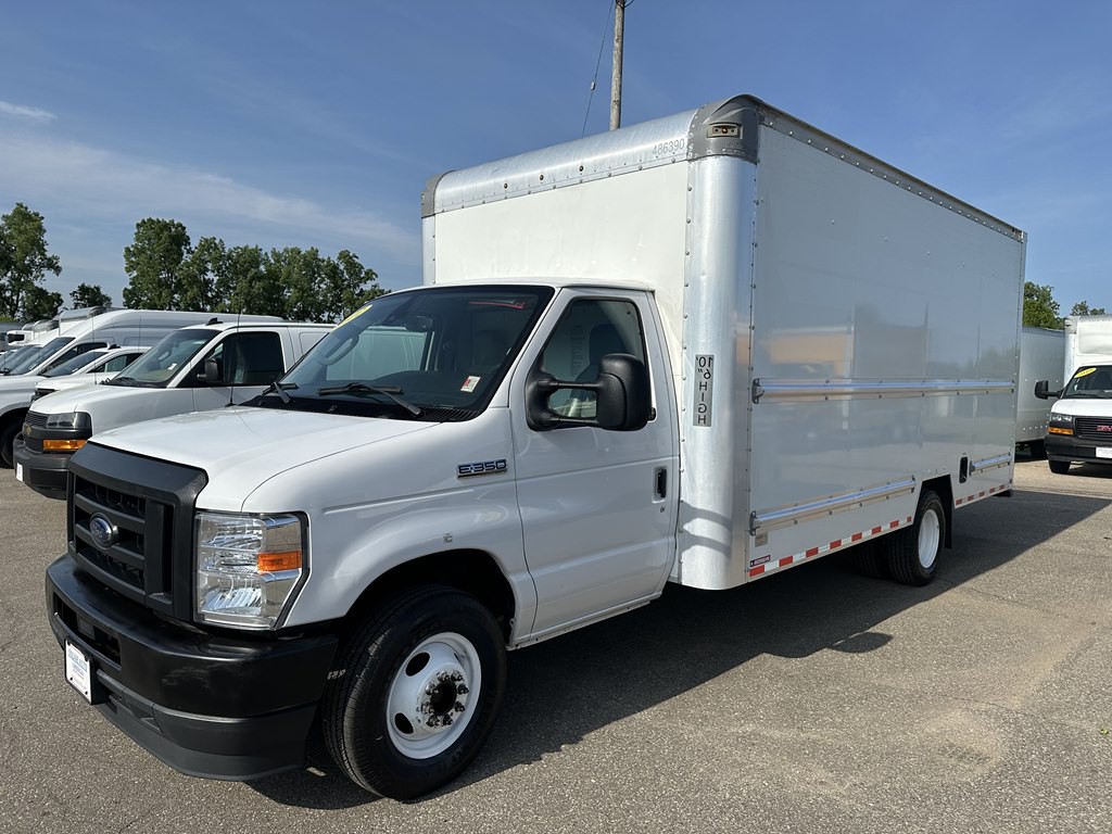 2022 Ford Econoline Image 8