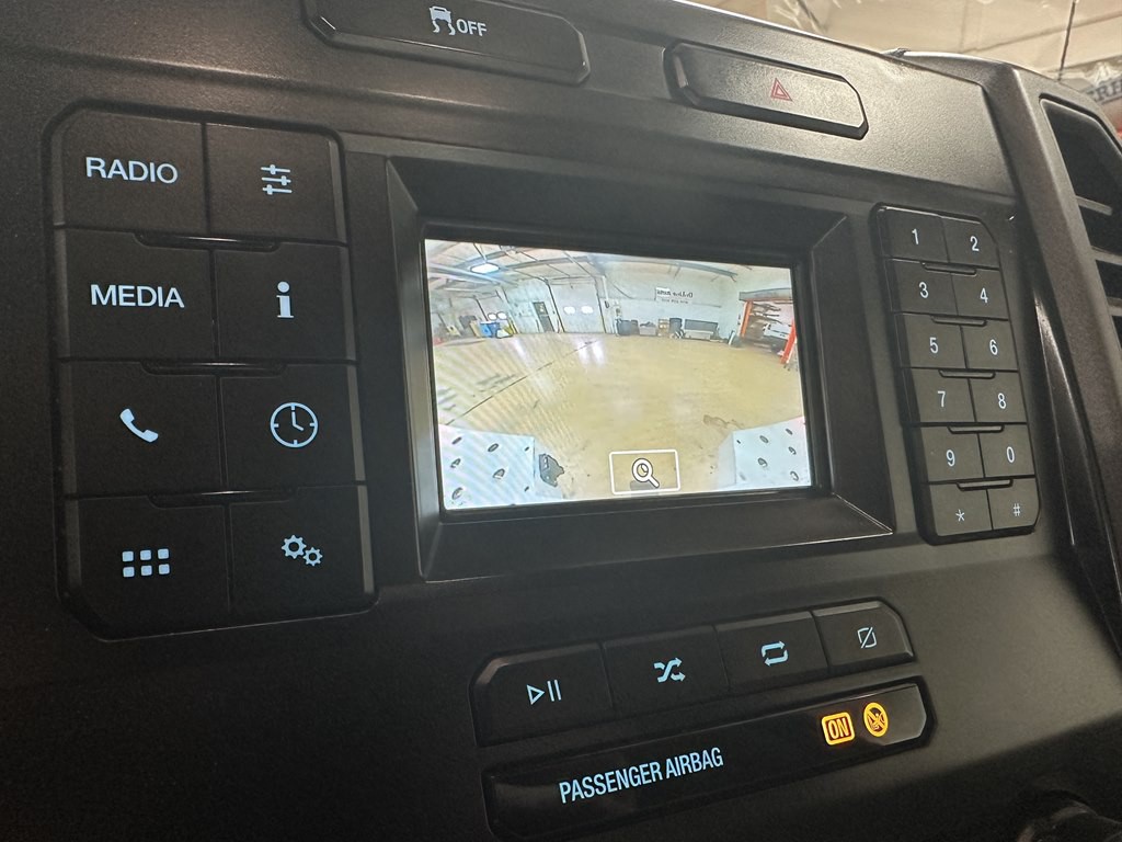 2021 Ford F-250 Image 15