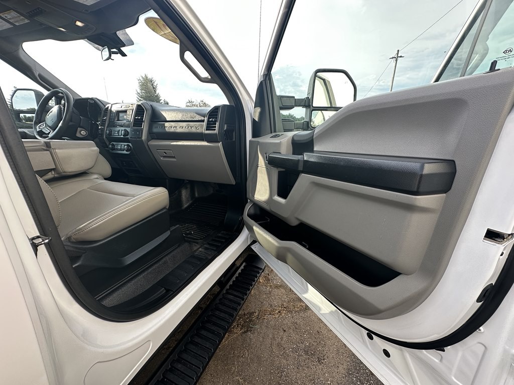 2021 Ford F-250 Image 18