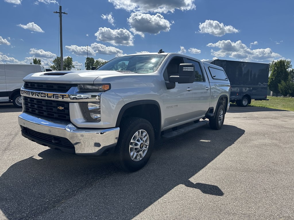 2020 Chevrolet Silverado 1500 Image 2