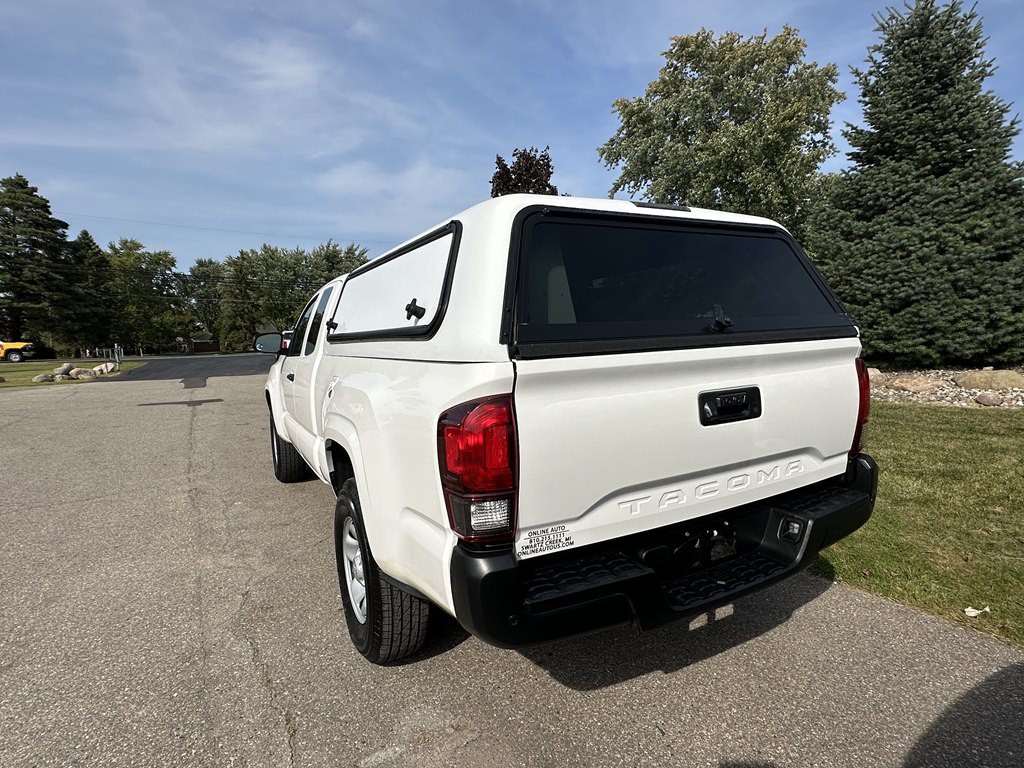 2021 Toyota Tacoma Image 12