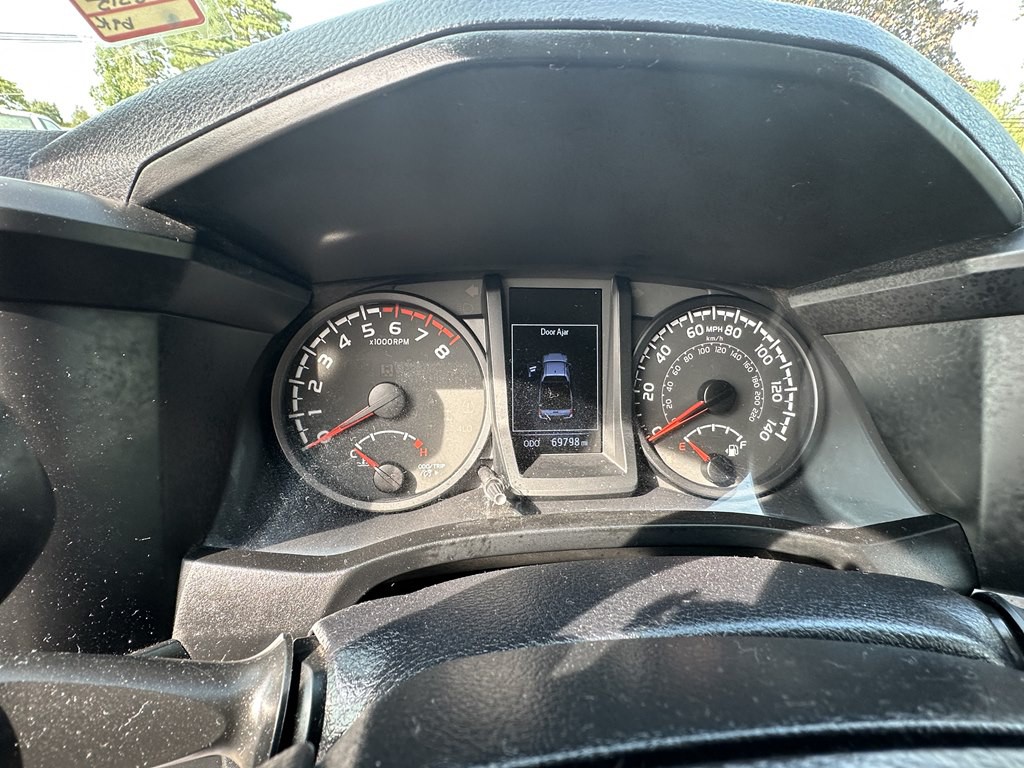 2021 Toyota Tacoma Image 15