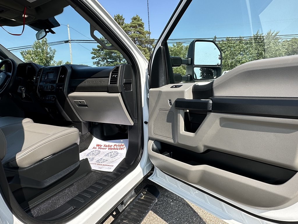 2021 Ford F-250 Image 6
