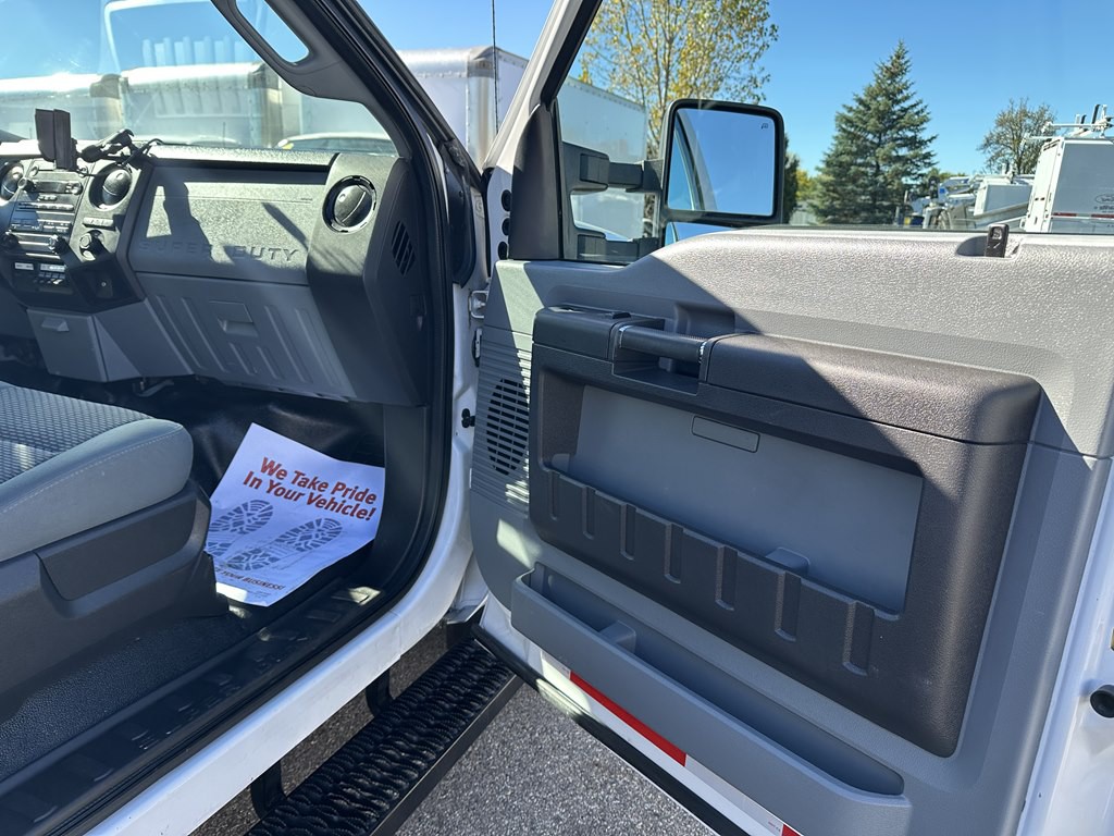 2012 Ford F-350 Image 6