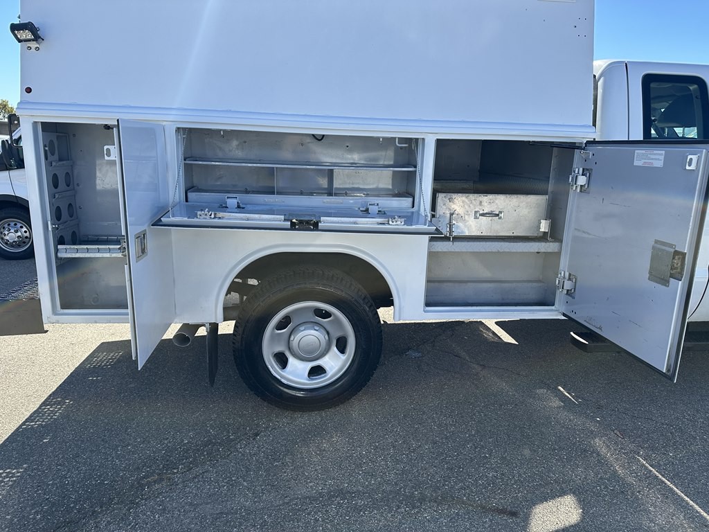 2012 Ford F-350 Image 9