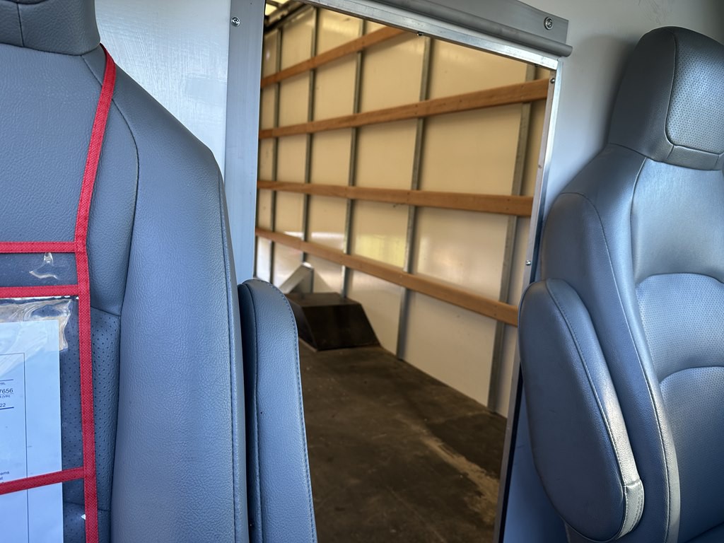 2021 Ford Econoline Image 7