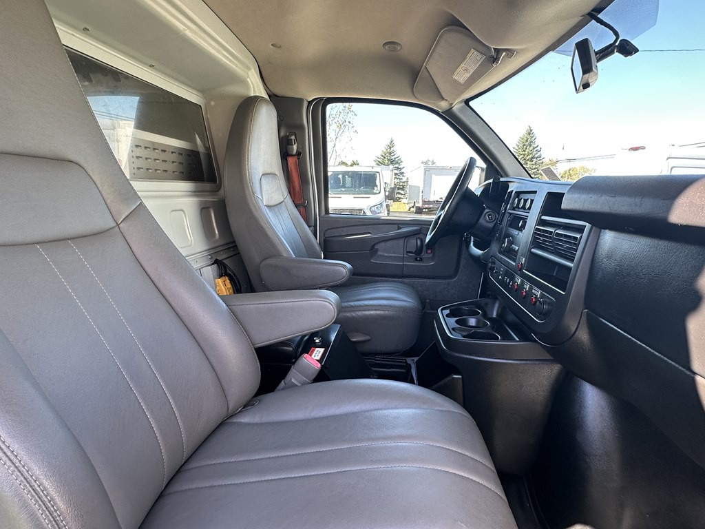 2014 Chevrolet Silverado 2500 Image 4