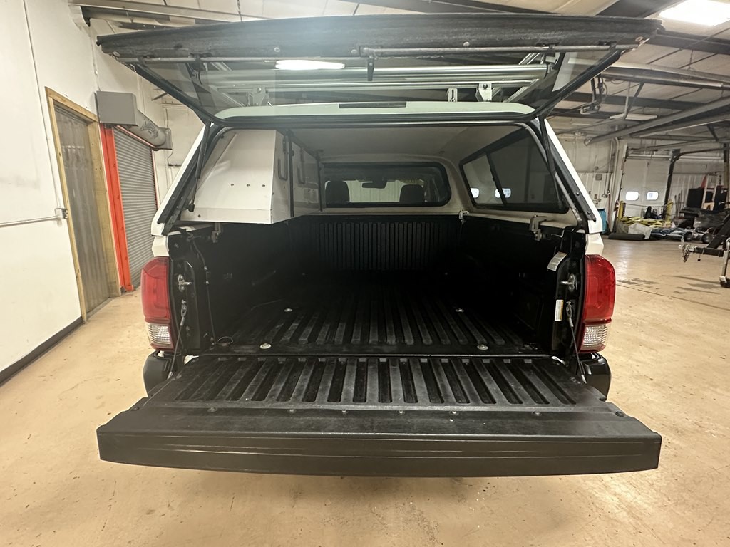 2022 Toyota Tacoma Image 8