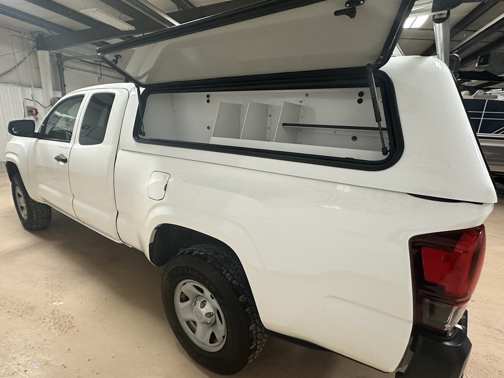 2022 Toyota Tacoma Image 9